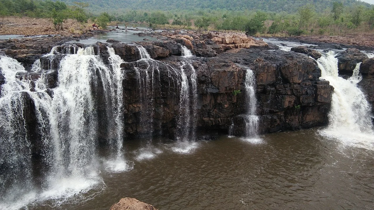 bogatha-waterfall-telangana Bogatha Waterfall - A Picturesque Gem in Telangana