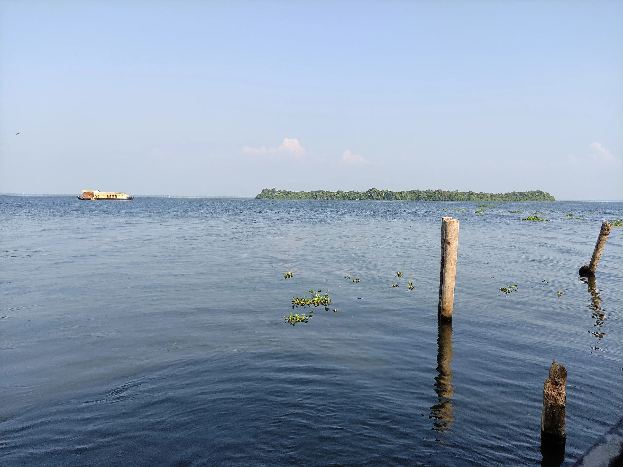 Pathiramanal Island in Kumarakom, Kerala